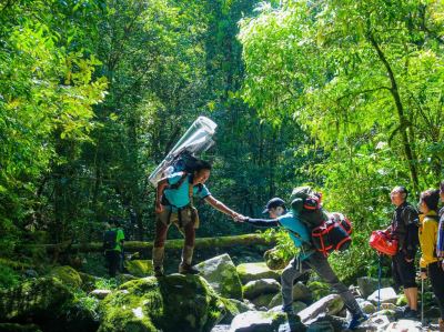 Kinh nghiệm đi tour trekking cho người mới bắt đầu