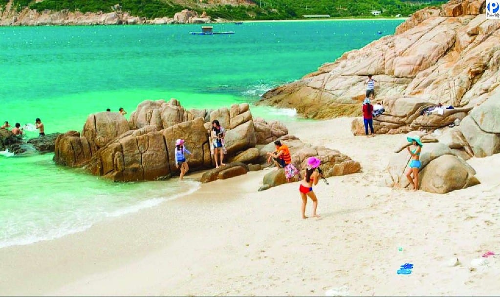Kinh Nghiệm Du Lịch Đảo Bình Hưng