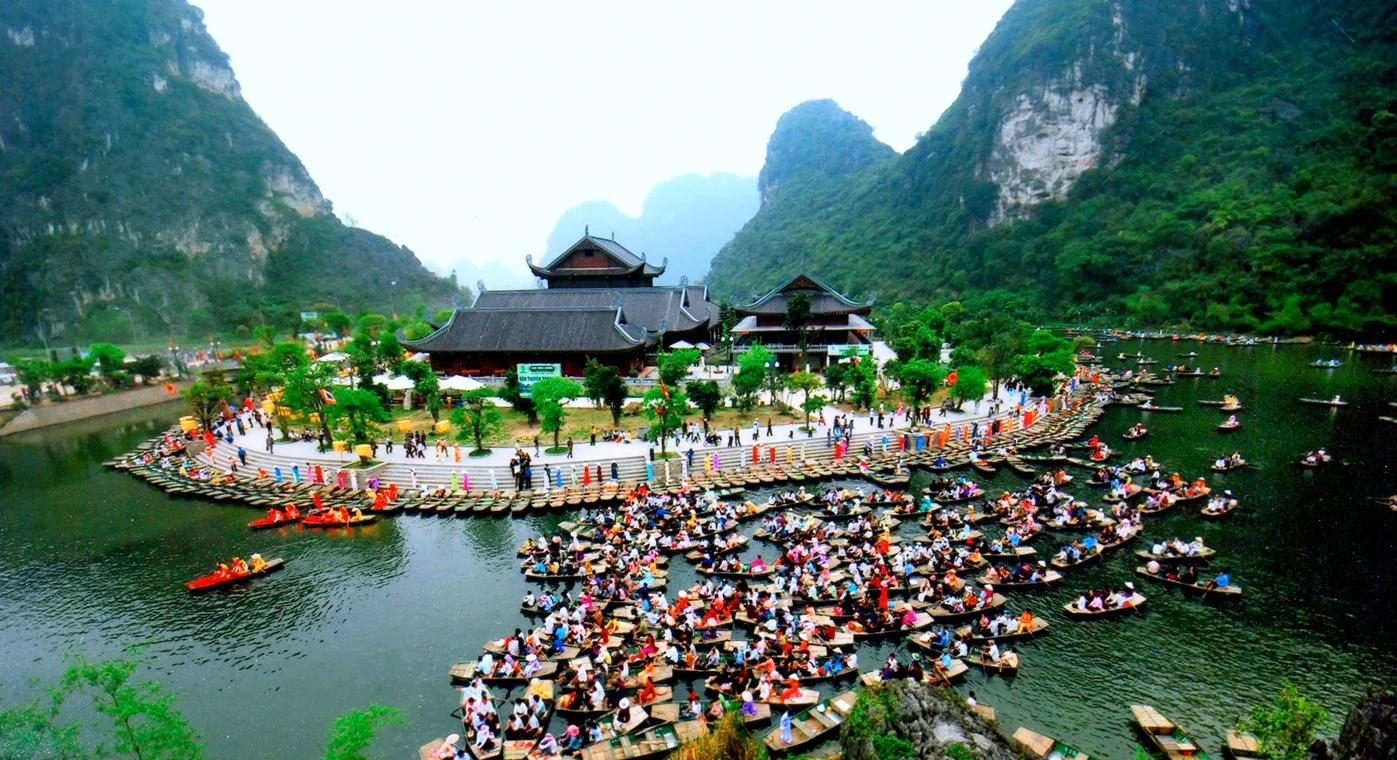 tour du lịch