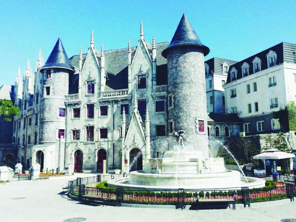 tour du lịch