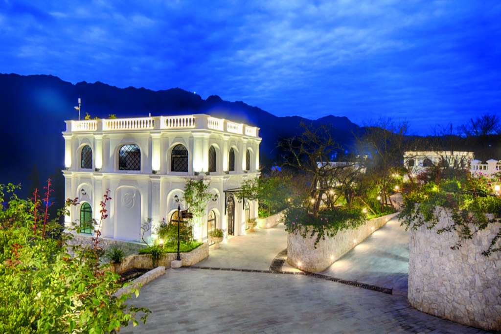 tour du lịch