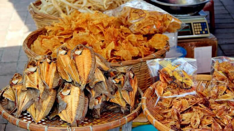 Đi du lịch Nha Trang nên mua đặc sản gì làm quà?