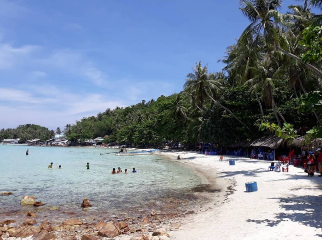 Du Lịch Hòn Mấu - Check-in Góc Đẹp Giữa Biển Xanh Nam Du