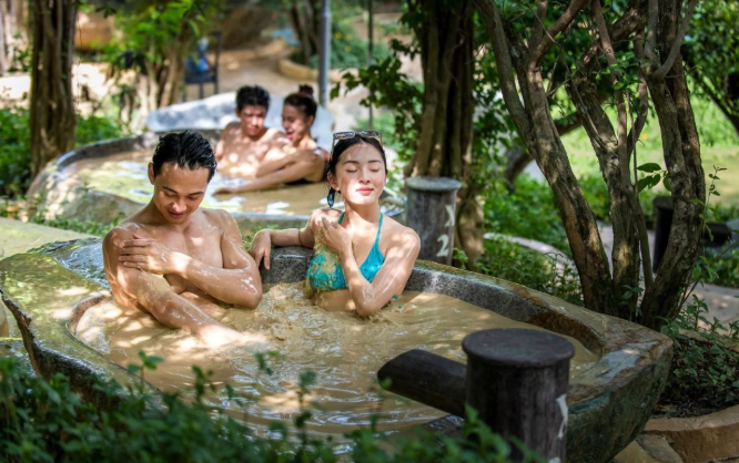 Du Lịch Hòn Tằm 1 Ngày Nên Chơi Gì? Ăn Gì?