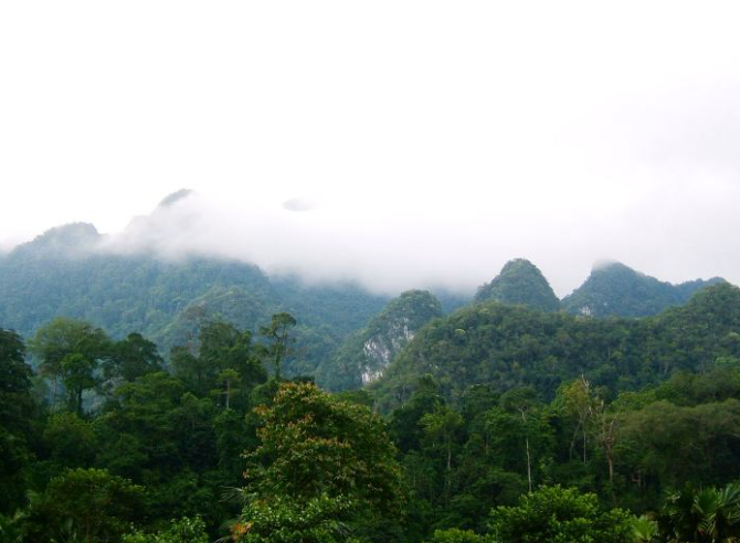 Trekking Thác Dương Cầm 1 ngày có khó không?