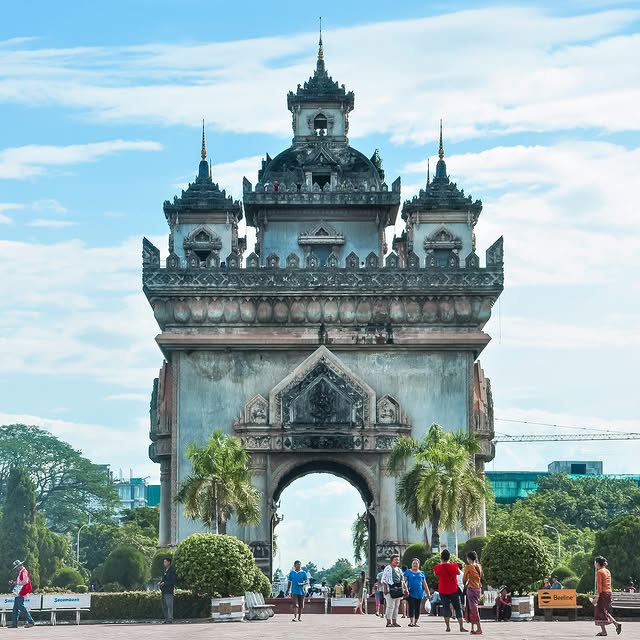 Review địa điểm du lich Lào đẹp như cổ tích