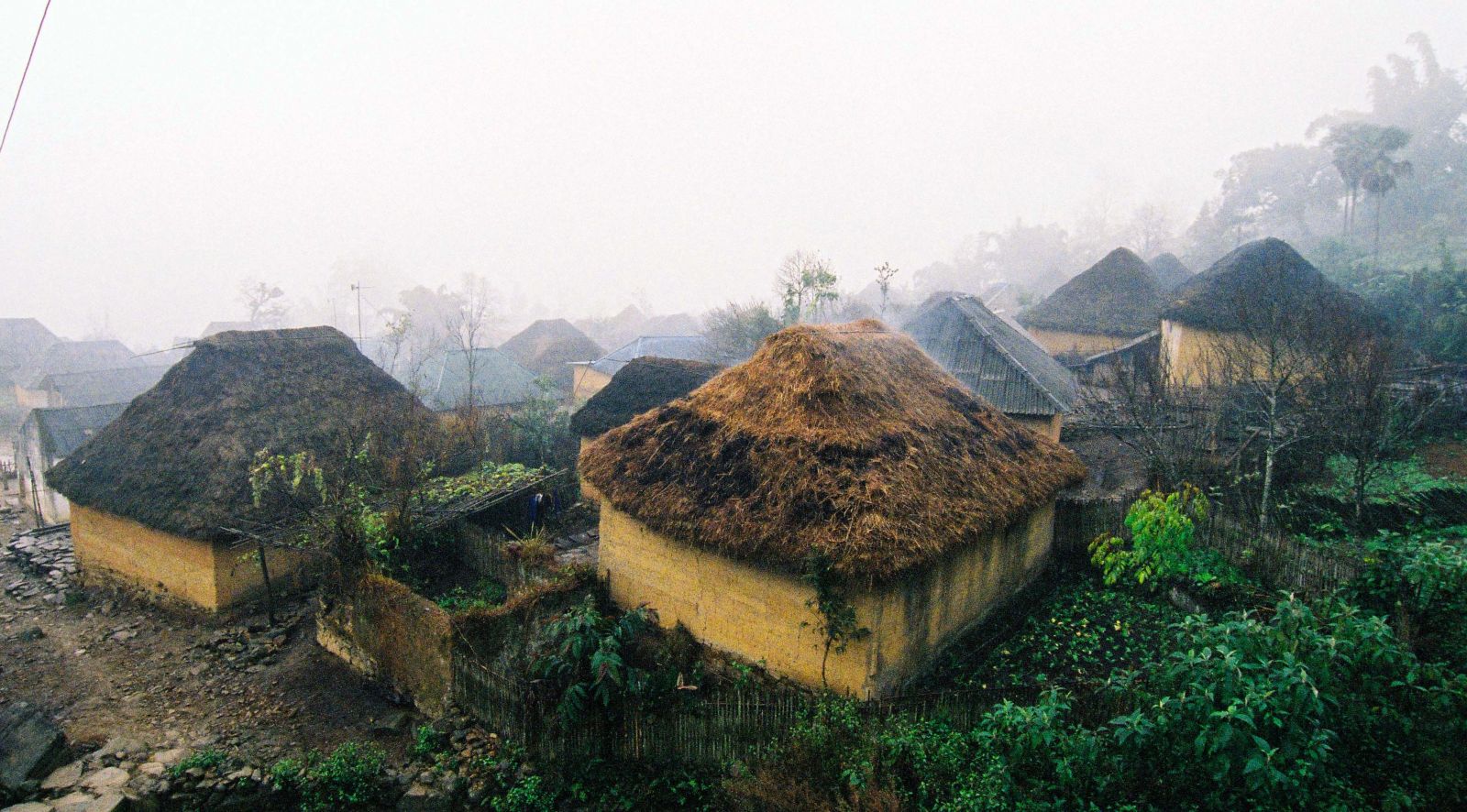 Du lịch Y Tý