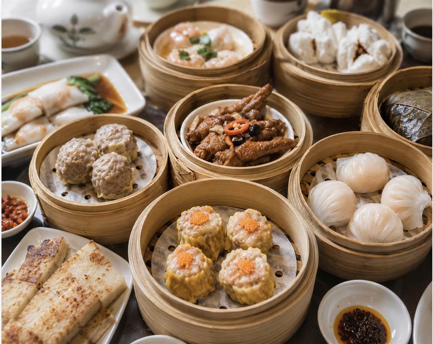 Khám phá ẩm thực đường phố HongKong