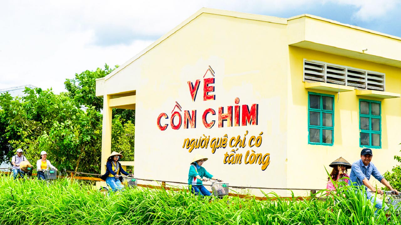 Tour Sông Thom - Chợ Nổi Xứ Dừa - Cồn Chim 2 Ngày 1 Đêm