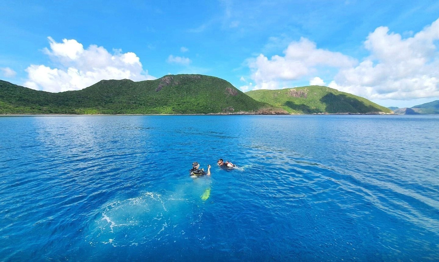 Tour Côn Đảo Cao Cấp 2N1Đ, 2N2Đ - Luxtrip