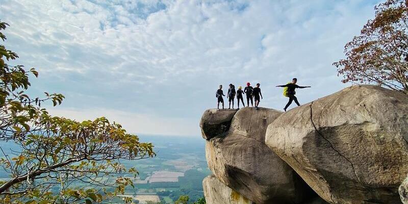 Tour Trekking Núi Bà Đen 1 Ngày - Thám Hiểm Núi Bà Đen