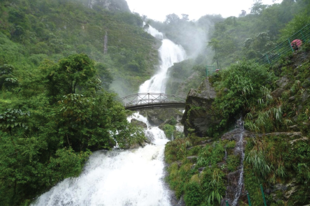 tour du lịch