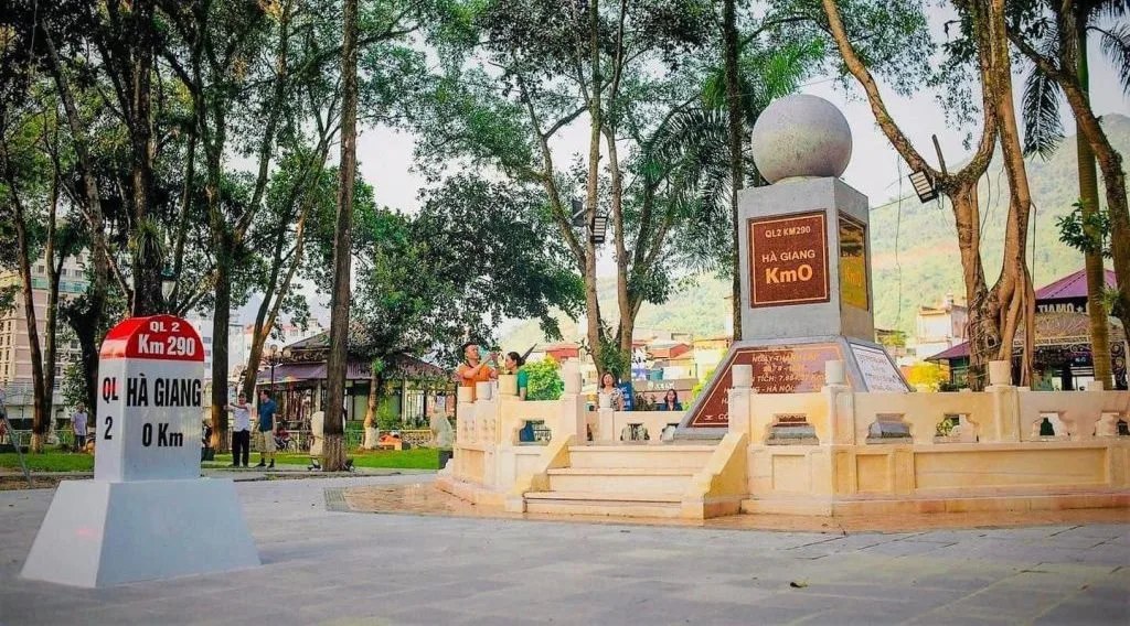 tour du lịch