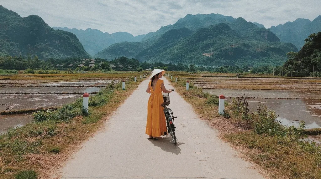 tour du lịch