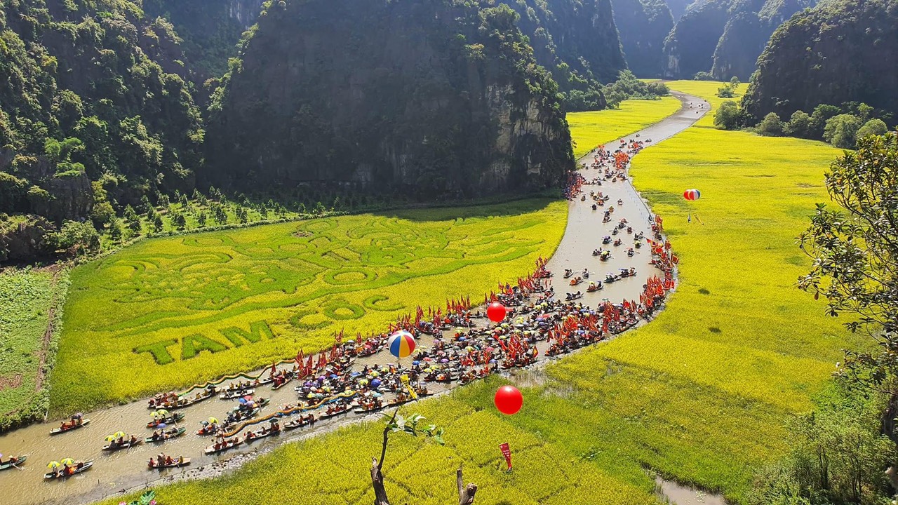 Tour Vĩnh Phúc – Ninh Bình 2N1Đ | Hoa Lư – Tam Cốc – Bái Đính – Tràng An